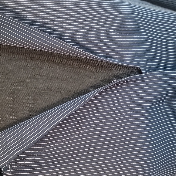 🆕️ AKRIS Silk Crepe Blouse - Picture 2 of 9